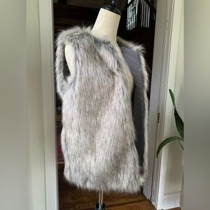 Fabulous Winter Faux Fur Vest from Merona sz small